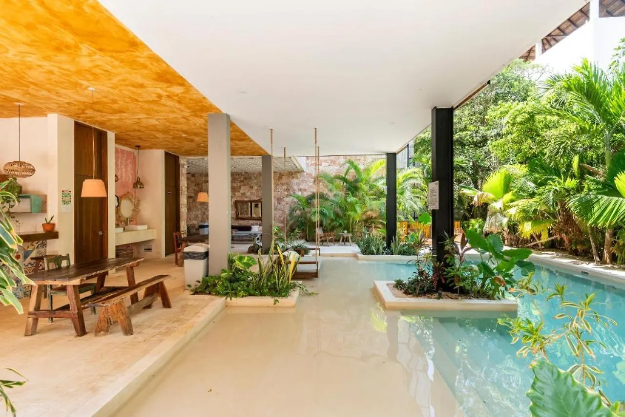 Luxe 3Br Stay - Private Terrace, Pool & Vibes Tulum Lägenhet